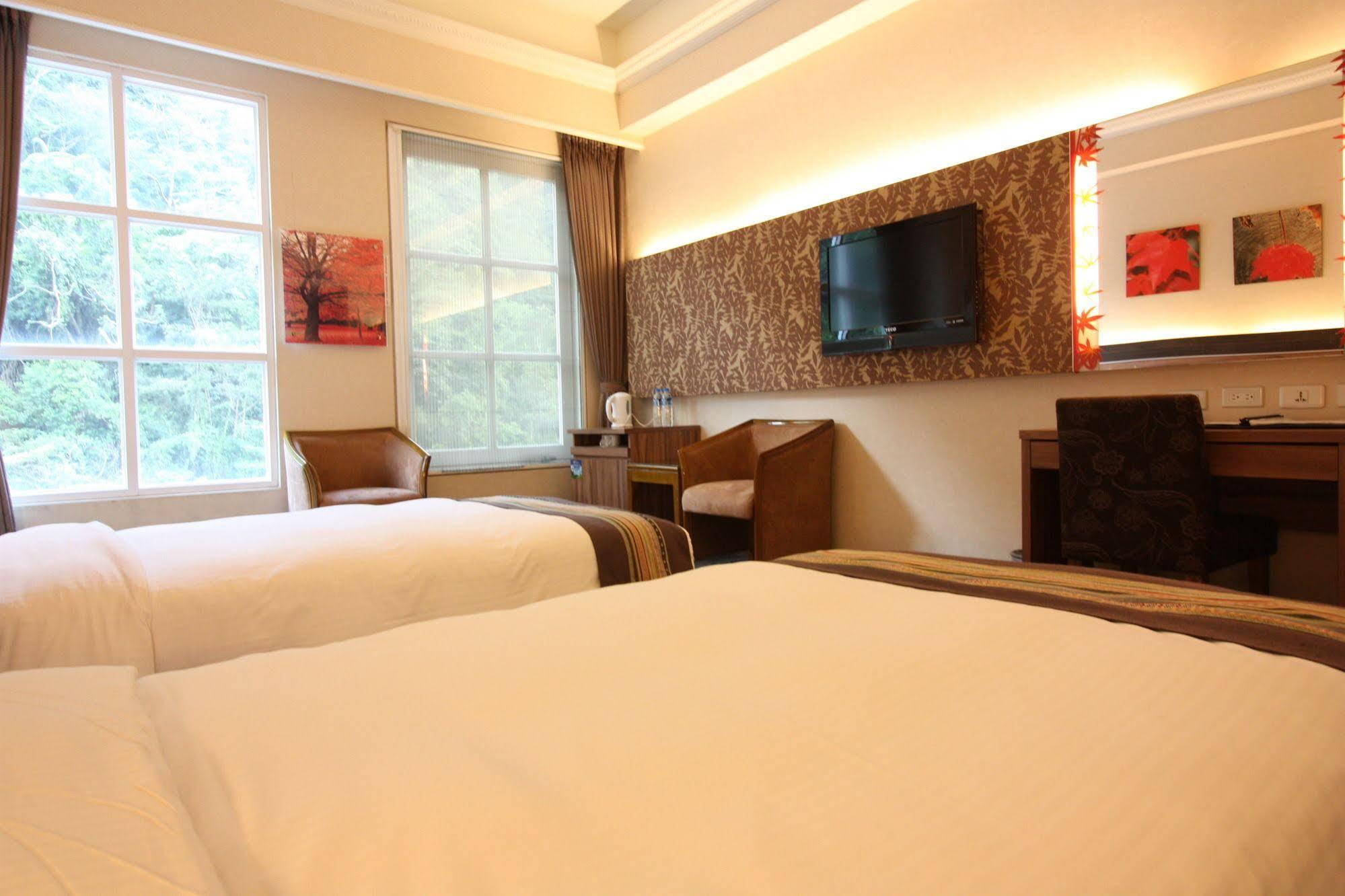 Uni-Resort Ku-Kuan Heping  Exterior photo